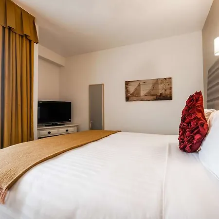 The House Hotel, An Ascend Collection Member Otel 4*